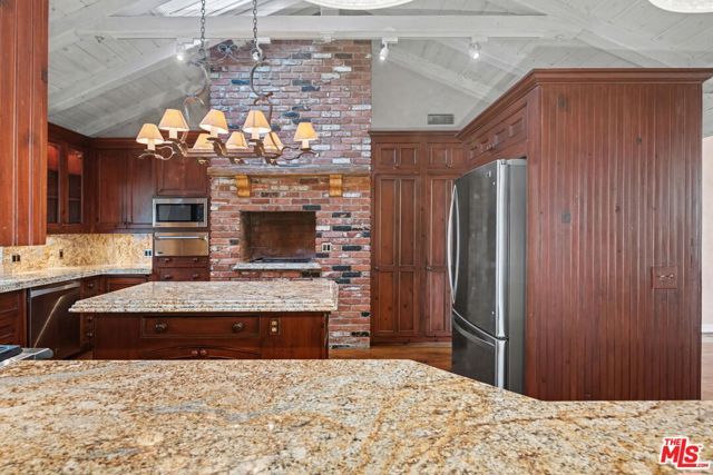 4780 Vista De Oro Avenue, Woodland Hills (los Angeles), CA 91364