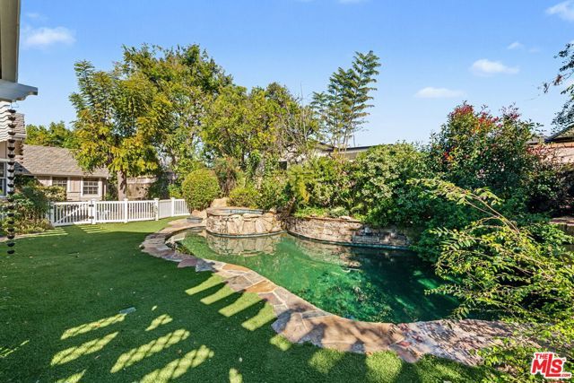 4780 Vista De Oro Avenue, Woodland Hills (los Angeles), CA 91364