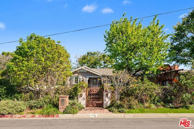 4780 Vista De Oro Avenue, Woodland Hills (los Angeles), CA 91364