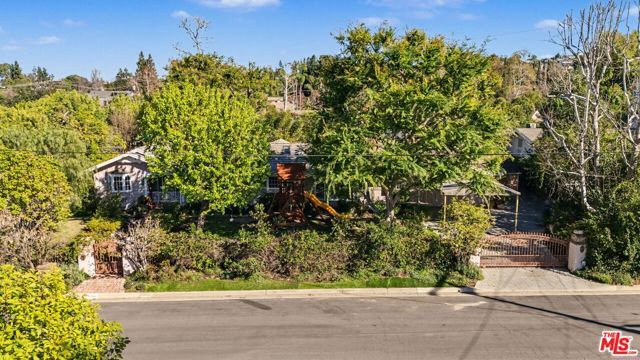 4780 Vista De Oro Avenue, Woodland Hills (los Angeles), CA 91364