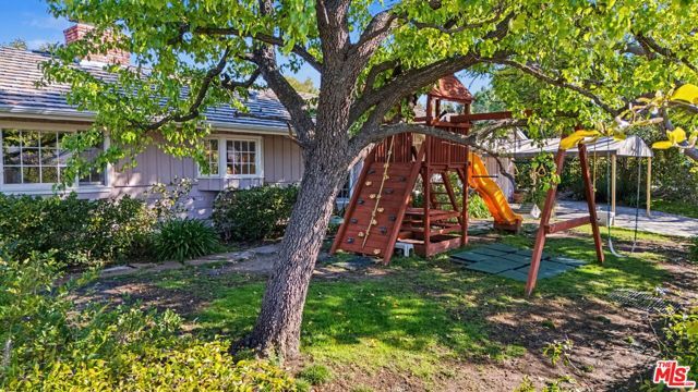 4780 Vista De Oro Avenue, Woodland Hills (los Angeles), CA 91364