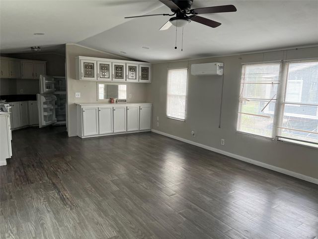 25083 Billie Lee Drive, New Caney, TX 77357