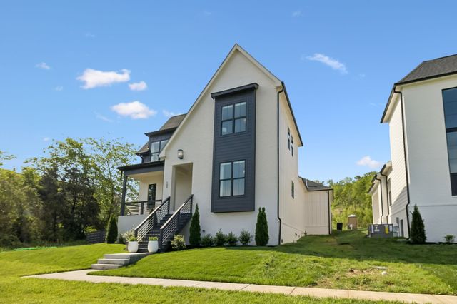 100 Madeleine Way, Kingston Springs, TN 37082