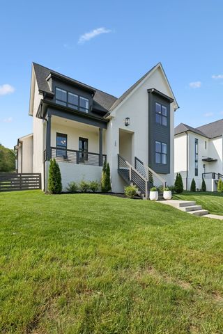 100 Madeleine Way, Kingston Springs, TN 37082