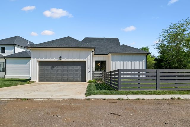 100 Madeleine Way, Kingston Springs, TN 37082