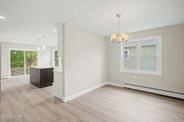 18 Camrose Street, Toms River, NJ 08757