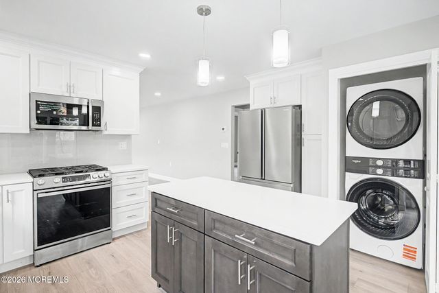 18 Camrose Street, Toms River, NJ 08757