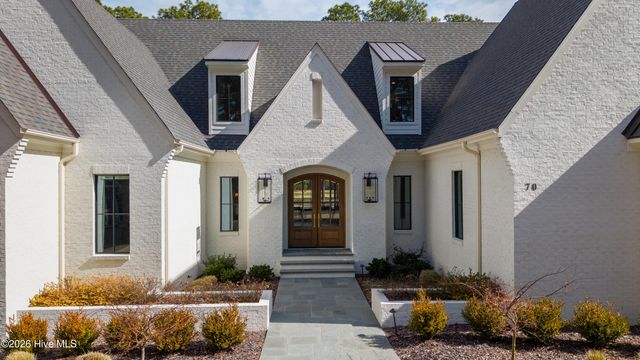 70 Lake Dornoch Drive, Pinehurst, NC 28374
