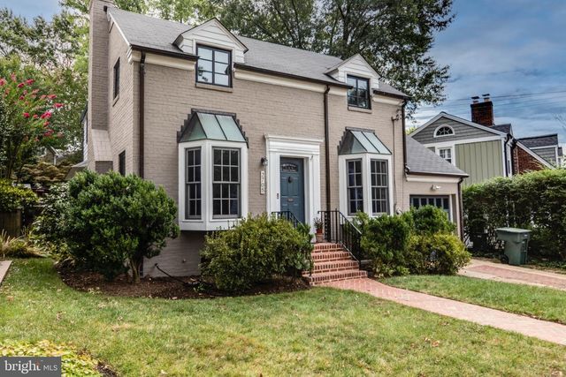 2705 FORDHAM RD, Alexandria, VA 22302