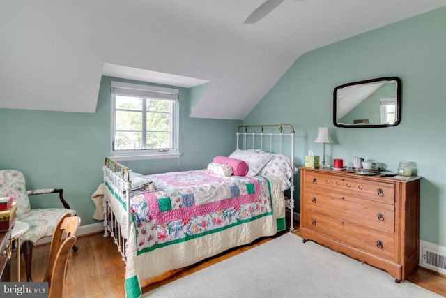 2705 FORDHAM RD, Alexandria, VA 22302