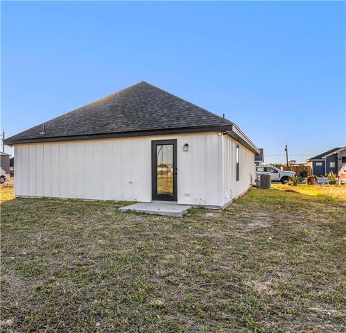 2309 Victoriano Street, Weslaco, TX 78596