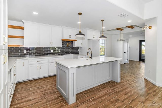 2309 Victoriano Street, Weslaco, TX 78596
