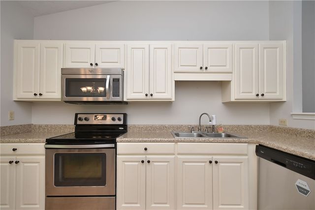 140 Copperfield Drive Unit B, Central, SC 29630