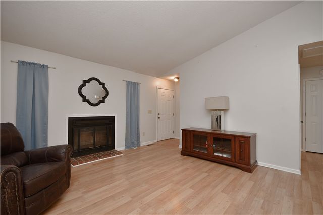 140 Copperfield Drive Unit B, Central, SC 29630