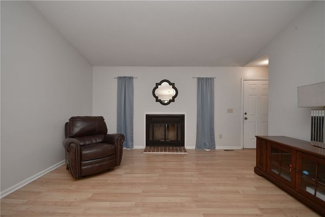 140 Copperfield Drive Unit B, Central, SC 29630