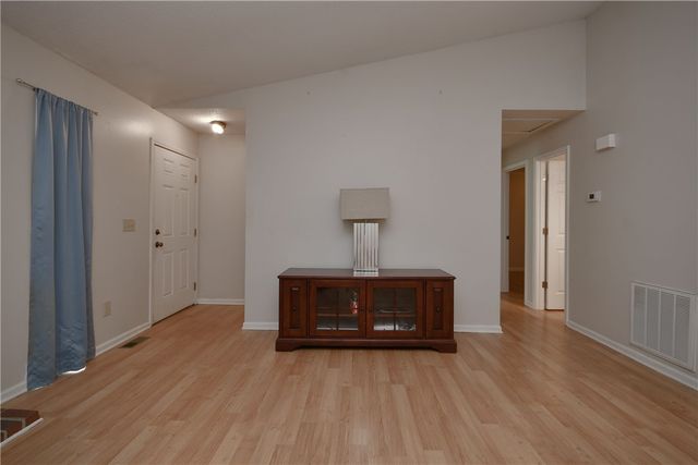 140 Copperfield Drive Unit B, Central, SC 29630