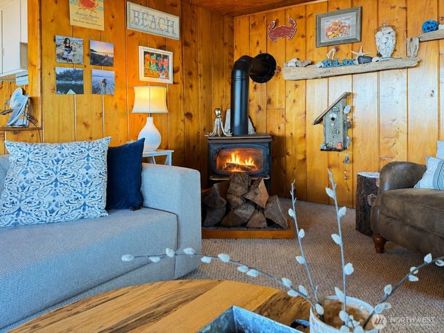 9 I Hat Island Walk, Hat Island, WA 98206