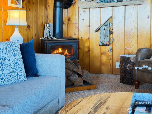9 I Hat Island Walk, Hat Island, WA 98206