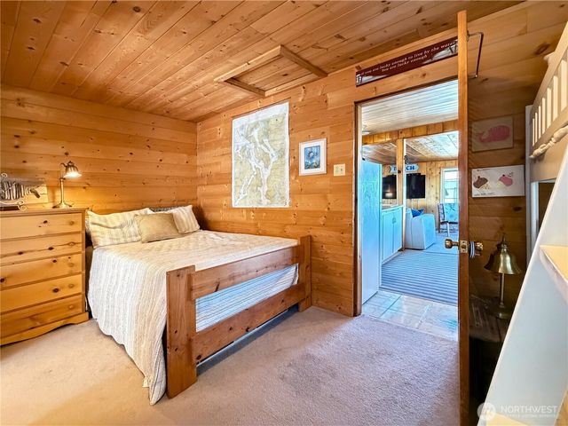 9 I Hat Island Walk, Hat Island, WA 98206