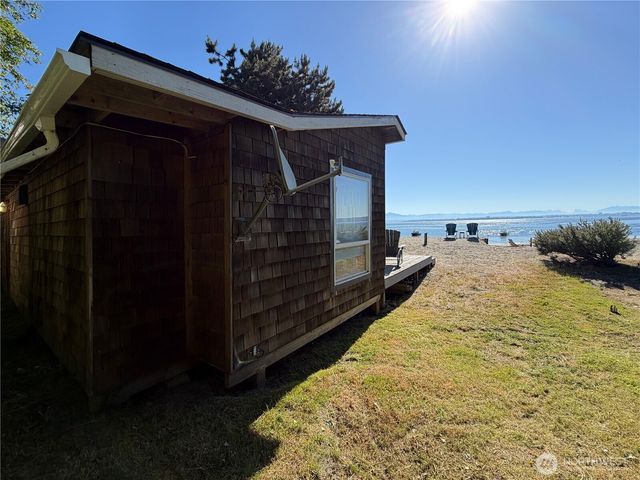 9 I Hat Island Walk, Hat Island, WA 98206