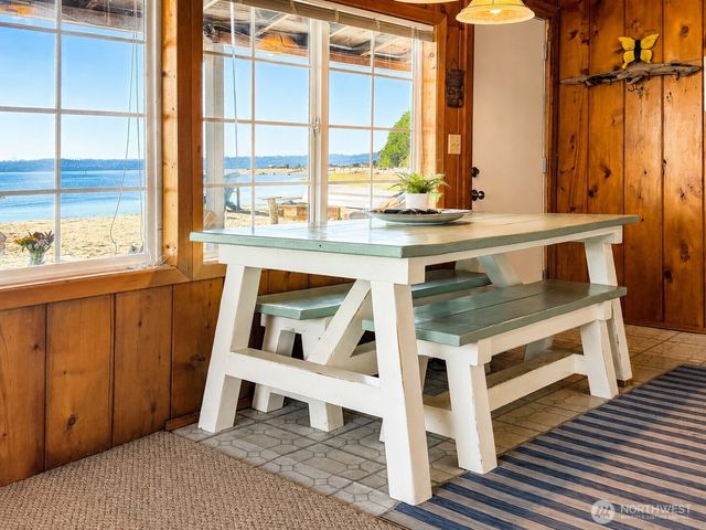 9 I Hat Island Walk, Hat Island, WA 98206