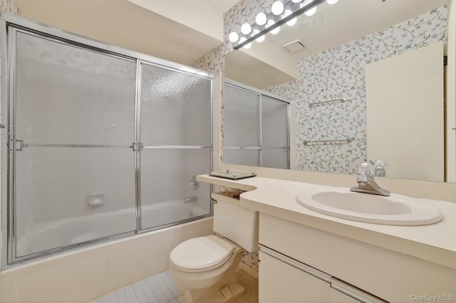 15 Greenridge Avenue 25F, White Plains, NY 10605