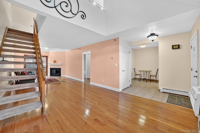 15 Greenridge Avenue 25F, White Plains, NY 10605