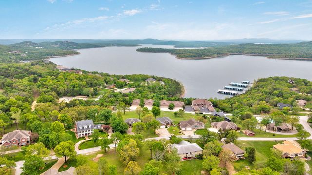 1340 Little Aunts Creek Road, Kimberling City, MO 65686