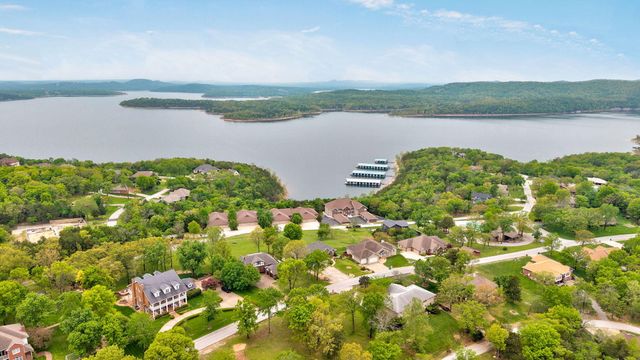 1340 Little Aunts Creek Road, Kimberling City, MO 65686