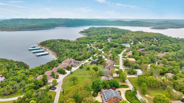 1340 Little Aunts Creek Road, Kimberling City, MO 65686