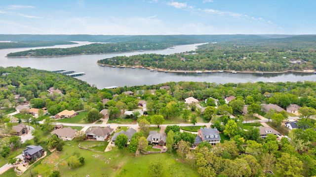 1340 Little Aunts Creek Road, Kimberling City, MO 65686