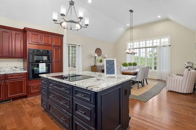 1340 Little Aunts Creek Road, Kimberling City, MO 65686