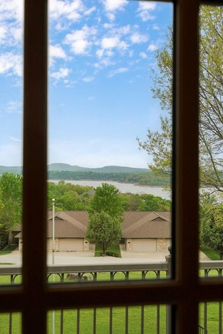 1340 Little Aunts Creek Road, Kimberling City, MO 65686