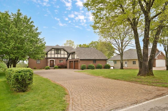 1340 Little Aunts Creek Road, Kimberling City, MO 65686