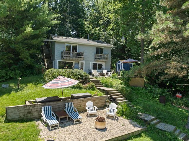W5680 Ridge ROAD, Elkhorn, WI 53121