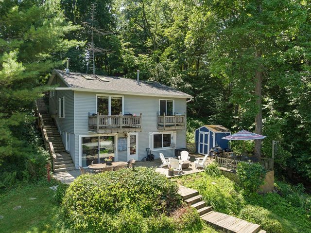 W5680 Ridge ROAD, Elkhorn, WI 53121