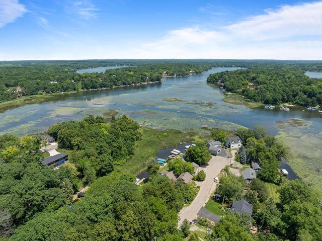 W5680 Ridge ROAD, Elkhorn, WI 53121