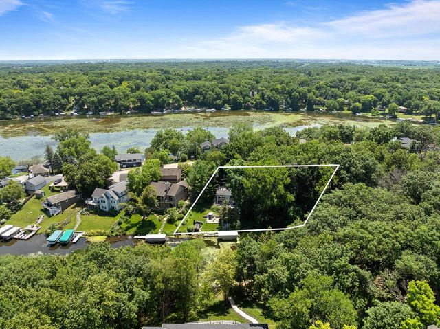 W5680 Ridge ROAD, Elkhorn, WI 53121