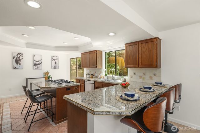 6206 114th Avenue NE, Kirkland, WA 98033