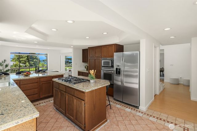 6206 114th Avenue NE, Kirkland, WA 98033