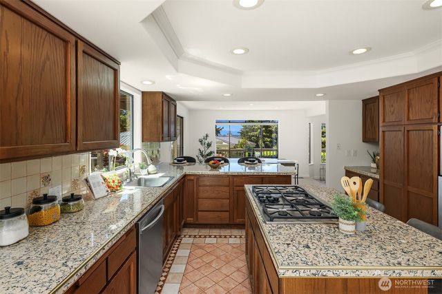 6206 114th Avenue NE, Kirkland, WA 98033