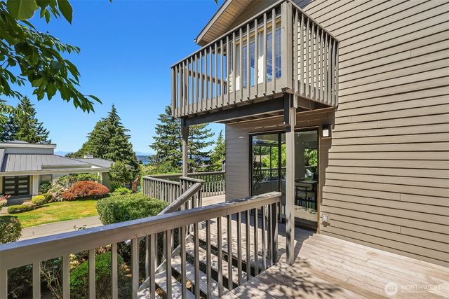 6206 114th Avenue NE, Kirkland, WA 98033