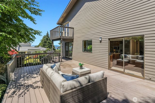 6206 114th Avenue NE, Kirkland, WA 98033