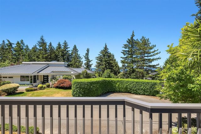 6206 114th Avenue NE, Kirkland, WA 98033