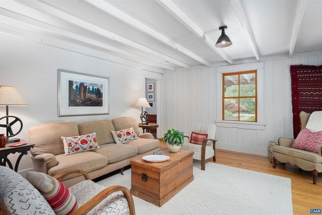 1285 LANETOWN RD, Crozet, VA 22932