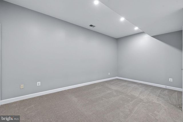 2526 BRENTON POINT DR, Reston, VA 20191