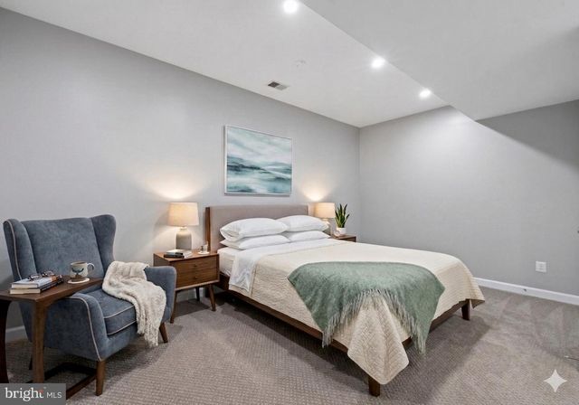 2526 BRENTON POINT DR, Reston, VA 20191