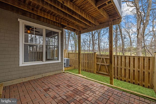 2526 BRENTON POINT DR, Reston, VA 20191