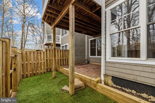 2526 BRENTON POINT DR, Reston, VA 20191