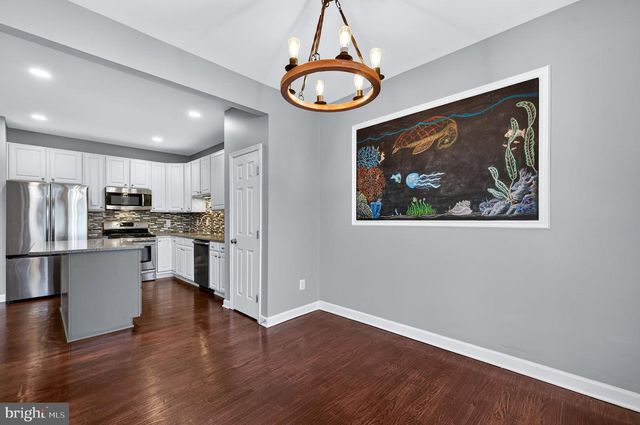 2526 BRENTON POINT DR, Reston, VA 20191